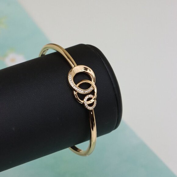 Elegant Triple Circle Rose Gold Bangle with Sparkling Stones, XPBL0493 - Picture 7 of 12